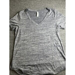 Athleta Women's Medium Gray Short Sleeve V Neck 1063‎
